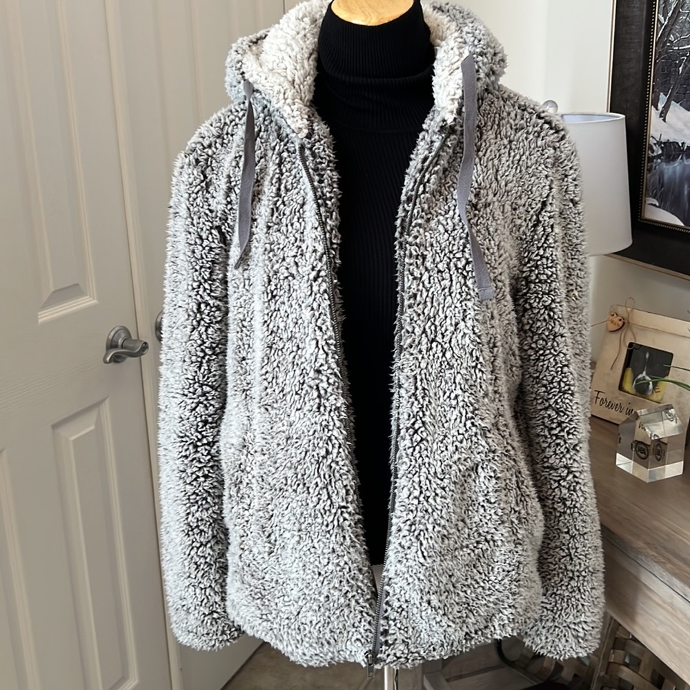 ❤️THREAD & SUPPLY❤️ Wubby Jacket - Picture 5 of 10